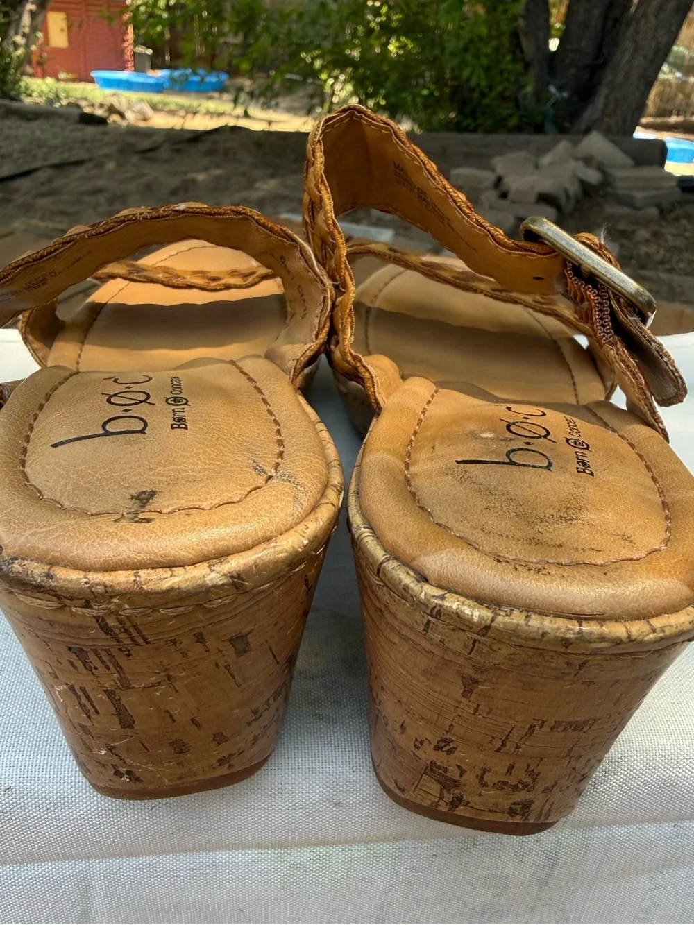 Born b.o.c. tan leather wedge sandals
